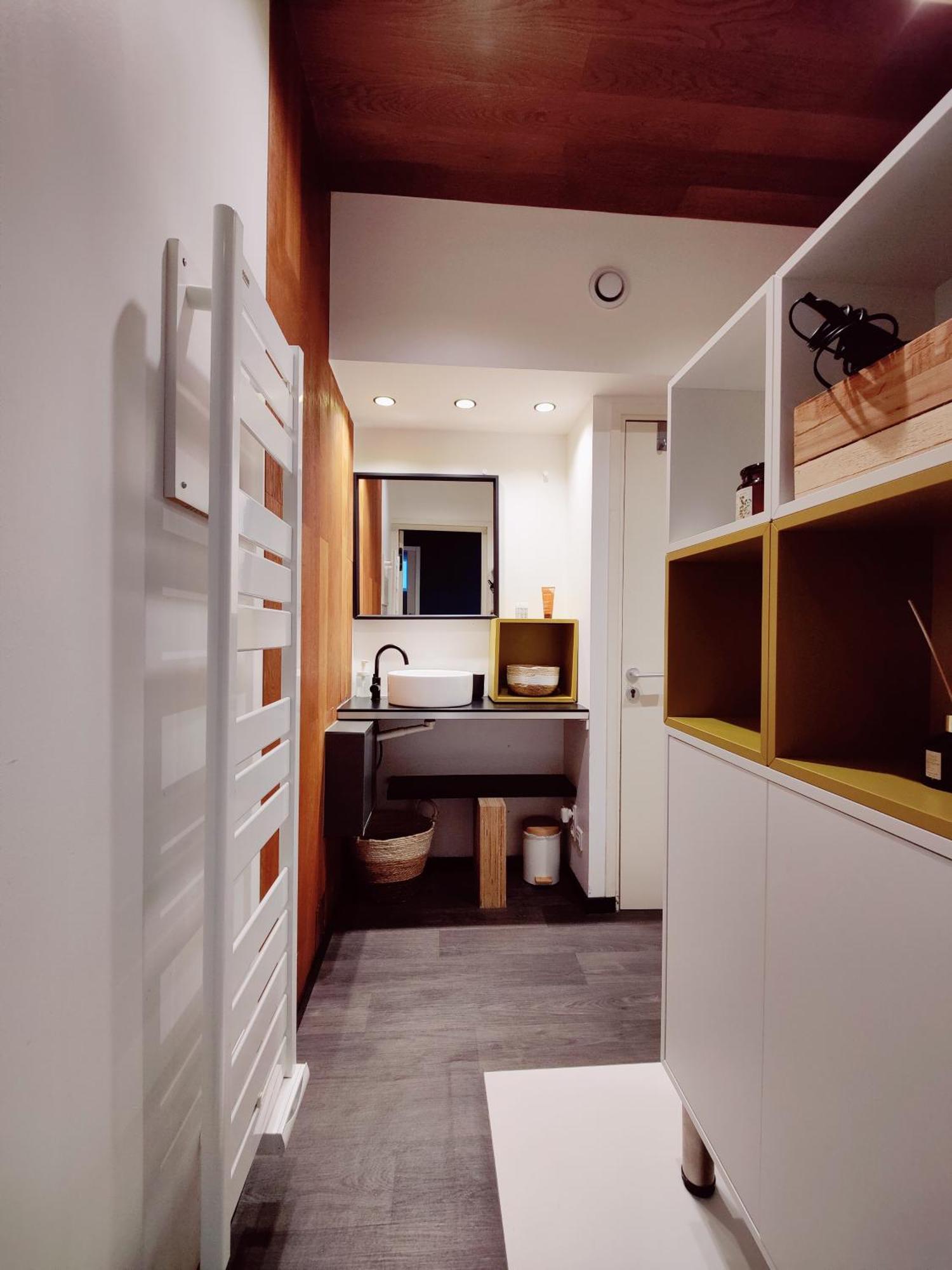 Le Quai - Spacieux Et Calme, 3 Chambres, Ideal Familles Et Professionnels, Vieux Appartement Rijsel
